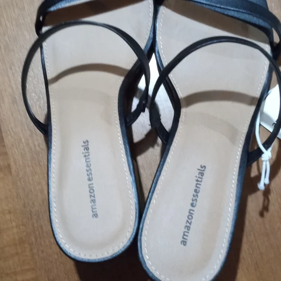 Amazon Essentials Two Strap Sandals - Picture 6 of 11